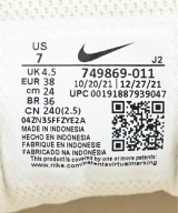 NIKE（ナイキ）スニーカー ベージュ サイズ:24cm レディース/2200682492447