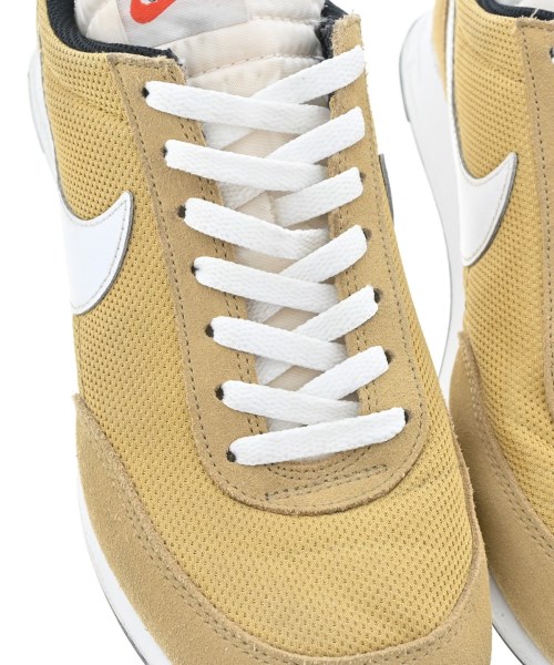 NIKE（ナイキ）スニーカー ベージュ サイズ:27cm メンズ/2200687990016