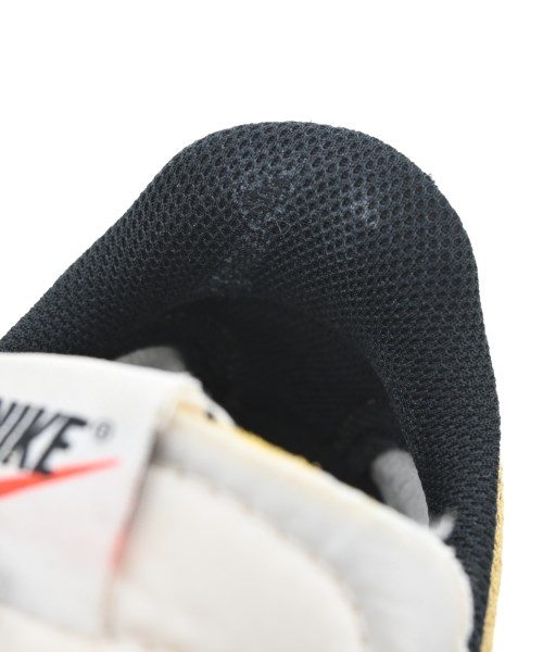 NIKE（ナイキ）スニーカー ベージュ サイズ:27cm メンズ/2200687990016