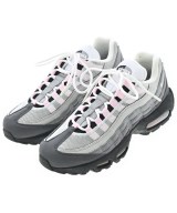 NIKE スニーカー