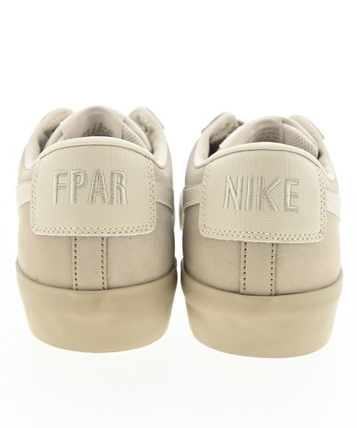 NIKE（ナイキ）スニーカー ベージュ サイズ:29cm メンズ/2200692994245