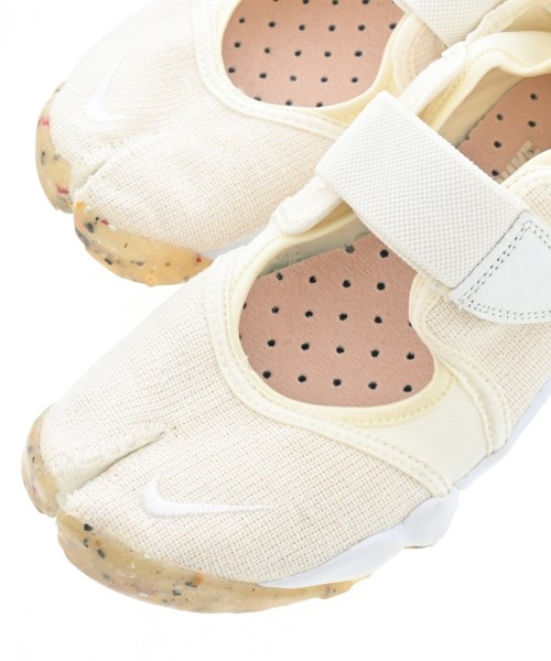 NIKE（ナイキ）スニーカー 白 サイズ:24cm レディース/2200683516265