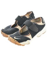NIKE スニーカー