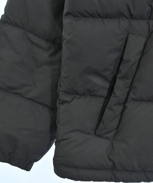 Reebok（リーボック）ダウンジャケット/ダウンベスト 黒 サイズ:L メンズ/2200669860016