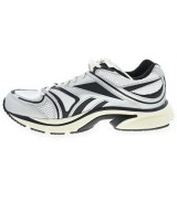 Reebok（リーボック）スニーカー 白 サイズ:27cm メンズ/2200720003635