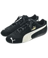 PUMA スニーカー