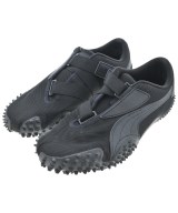 PUMA スニーカー