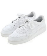 PUMA スニーカー