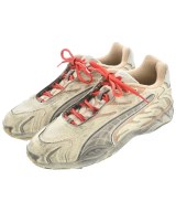 PUMA スニーカー