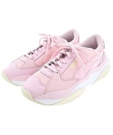 PUMA スニーカー