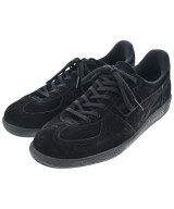 PUMA スニーカー