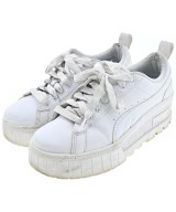 PUMA スニーカー