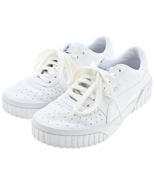 PUMA スニーカー