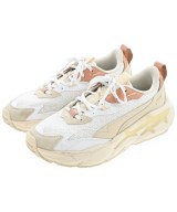 PUMA スニーカー