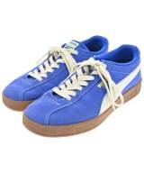 PUMA スニーカー