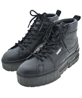 PUMA スニーカー