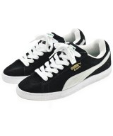 PUMA スニーカー