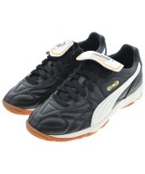 PUMA スニーカー
