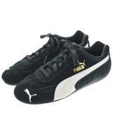 PUMA スニーカー
