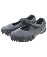 PUMA スニーカー