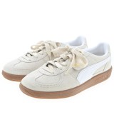 PUMA スニーカー