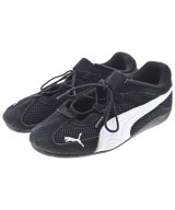 PUMA スニーカー