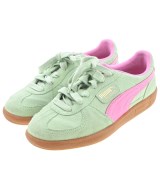 PUMA スニーカー