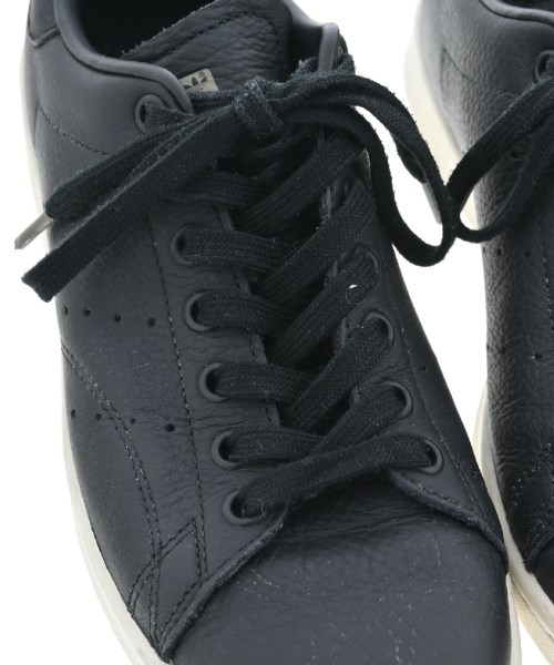 adidas（アディダス）スニーカー 黒 サイズ:24cm レディース/2200496250028