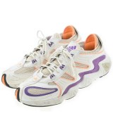adidas スニーカー
