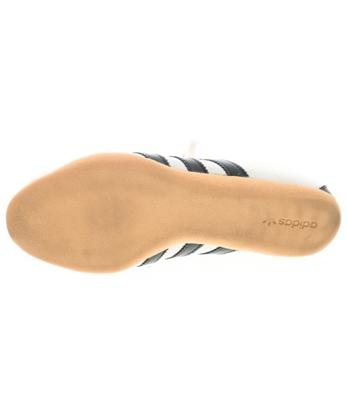 adidas（アディダス）スニーカー ベージュ サイズ:24cm レディース/2200632160051
