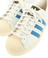 adidas（アディダス）スニーカー 白 サイズ:25cm レディース/2200639368047