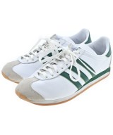 adidas スニーカー