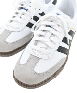 adidas（アディダス）スニーカー 白 サイズ:24.5cm レディース/2200640641092