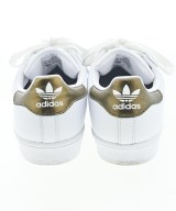 adidas（アディダス）スニーカー 白 サイズ:22.5cm レディース/2200640144012