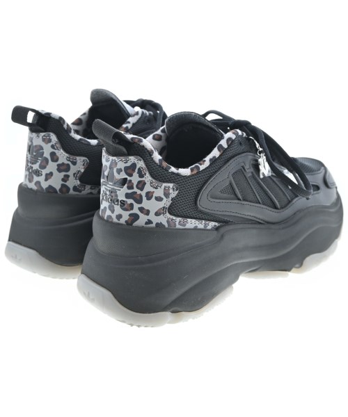 adidas（アディダス）スニーカー 黒 サイズ:25cm レディース/2200643200074