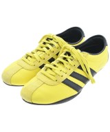 adidas スニーカー