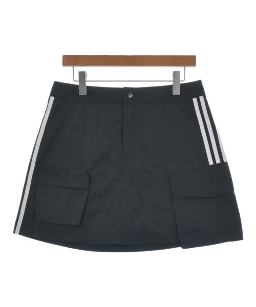 adidas ミニスカート