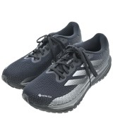 adidas スニーカー