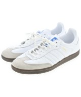 adidas スニーカー