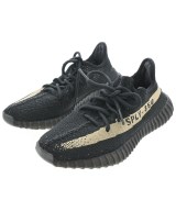 adidas スニーカー