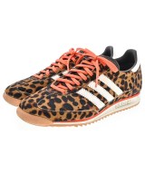 adidas スニーカー