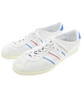 adidas スニーカー