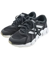 adidas スニーカー