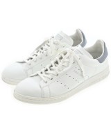 adidas スニーカー