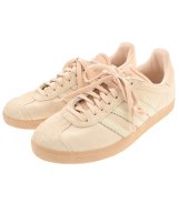 adidas スニーカー