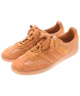 adidas スニーカー