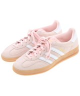 adidas スニーカー