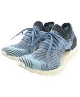 adidas スニーカー