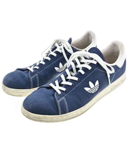 adidas スニーカー