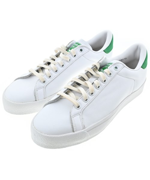 adidas スニーカー
